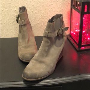 14th & Union size 8.5 leather upper bootie.